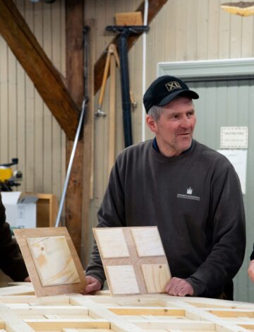 Fredrik i verkstedene foto Elisa Kartum 06