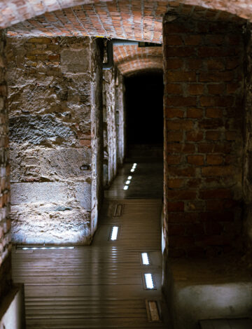 Mørk kjeller Mørk kjeller