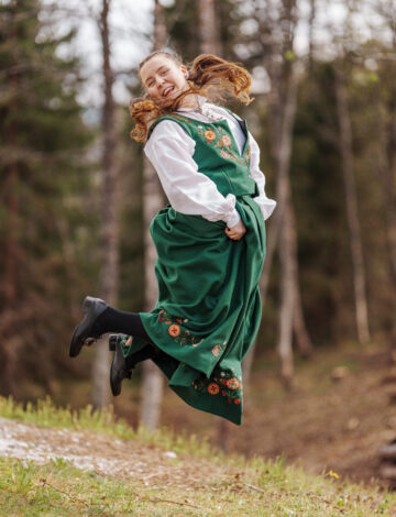 Glad konfirmant Glad konfirmant