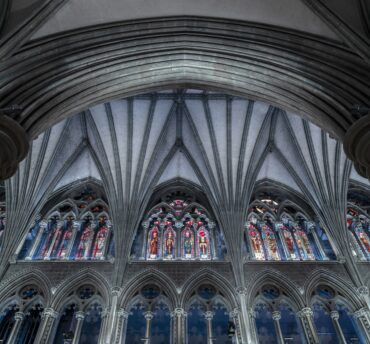 Arbeider inne i Nidarosdomen