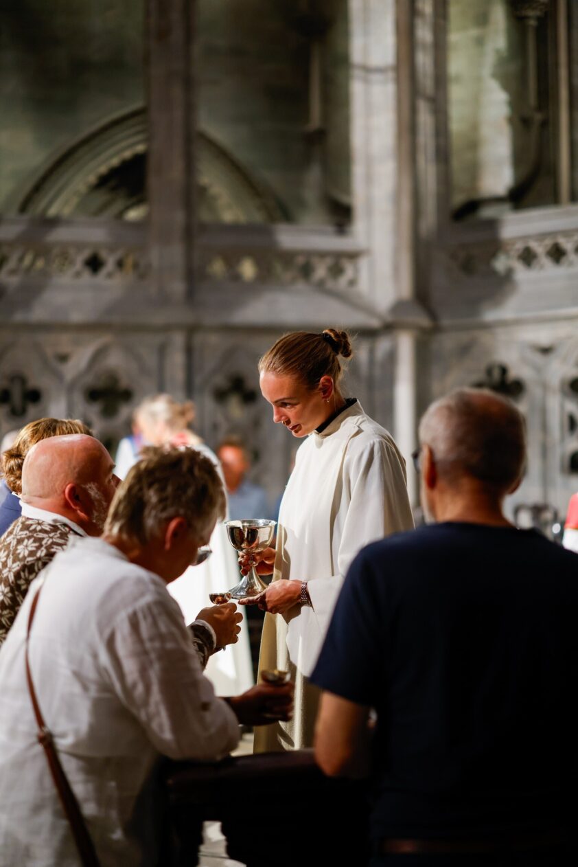 Marie Alette Sangnes nattverd Maria Saxegaard Marie Alette Sangnes nattverd Maria Saxegaard